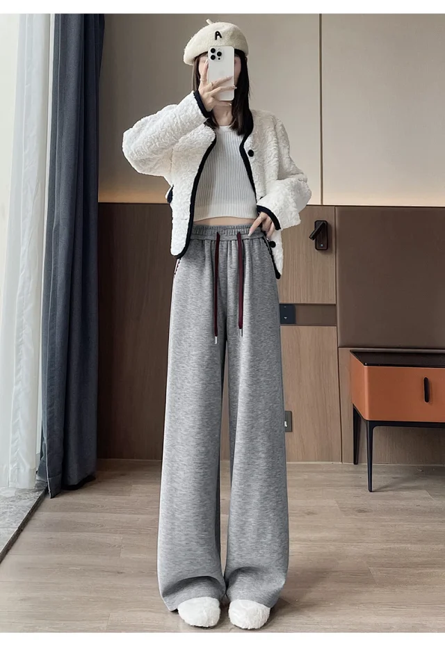 2025 Fall/Winter Women's Glutinous Rice Cashmere Wide-Leg Pants Detail