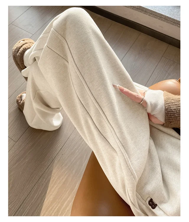 2025 Women's Straight Pants in Beige Detail
