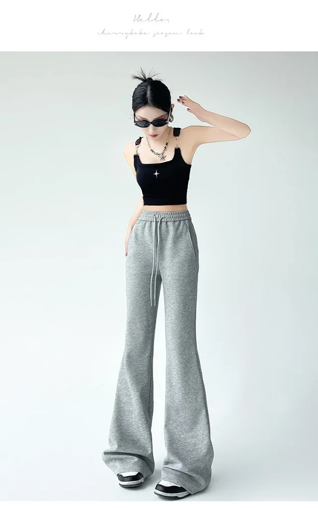 2025 Fall Women's Maillard Horseshoe Pants - High-Waisted, Slimming, American Micro-Flare Long Pants Detail