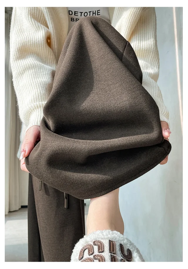 2025 Fall/Winter Women's Glutinous Rice Cashmere WideLeg Pants Detail
