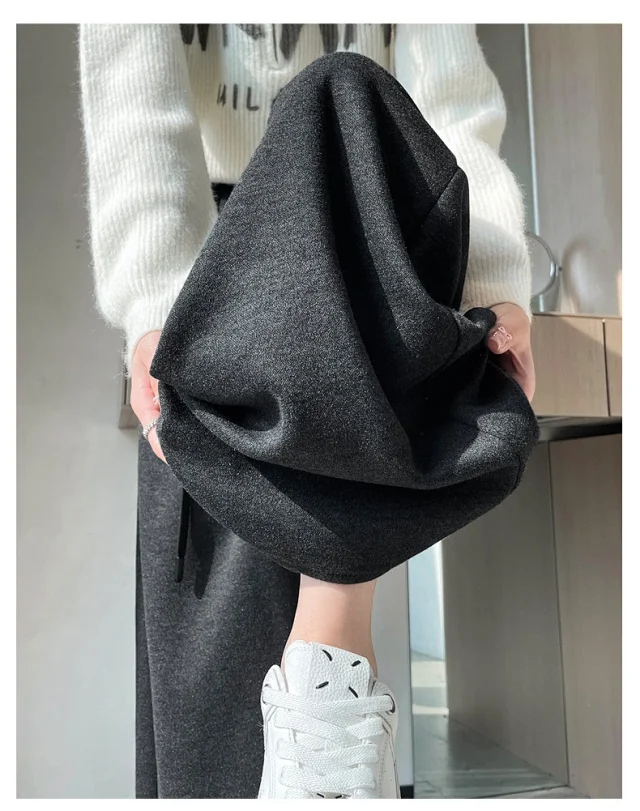 2025 Fall/Winter Women's Glutinous Rice Cashmere WideLeg Pants Detail