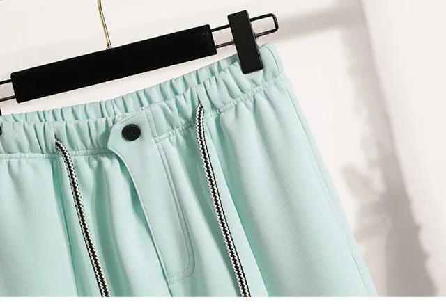 European-style Scimitar Pants Spring 2025 New Detail