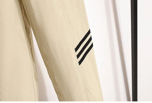 Women's 2025 Summer New High-waist Slimming Cargo Pants Detail