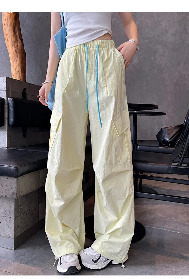 Women's 2025 Summer Quick-Dry Cargo Pants Detail