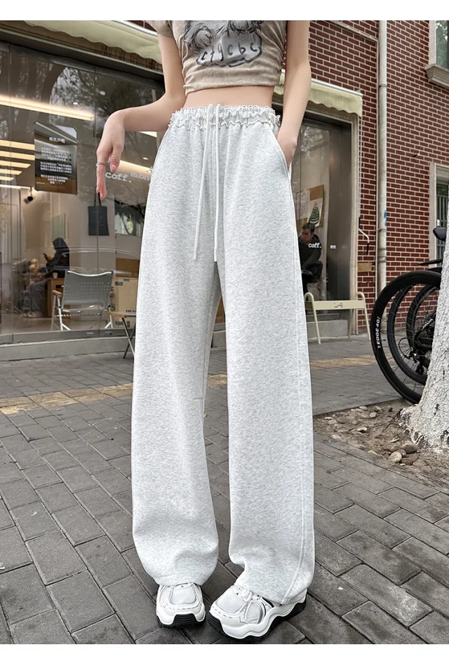 Banana Deconstructed Wide Legs Lace Pants Detail