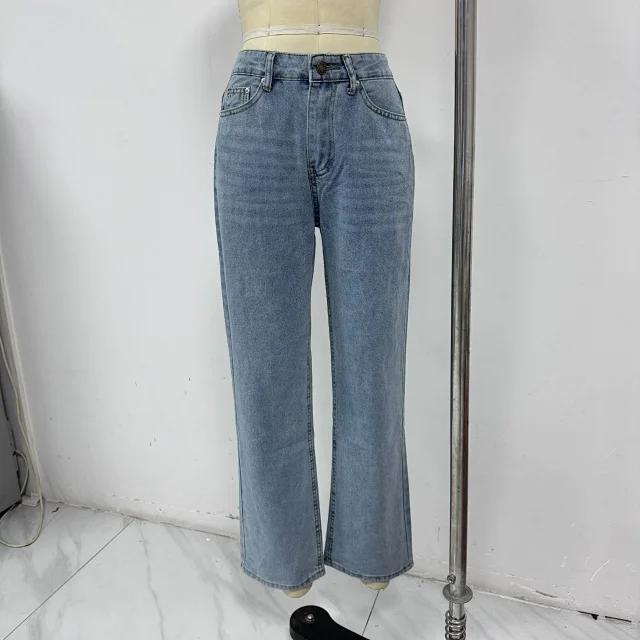 Retro Gray Distressed Wide-Leg High-Waist Jeans Detail