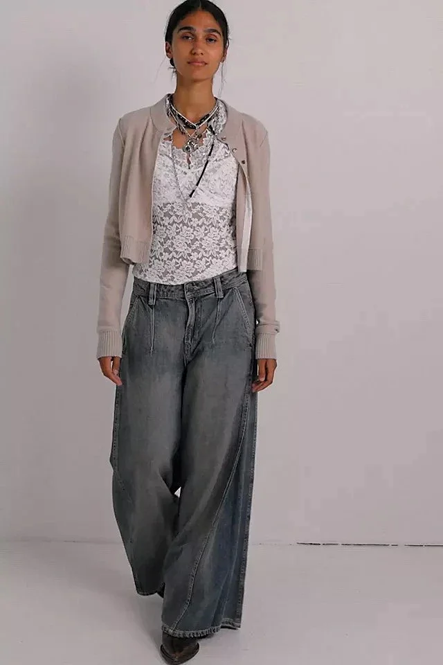 Vintage Wide-Leg Denim Pants for Women Detail