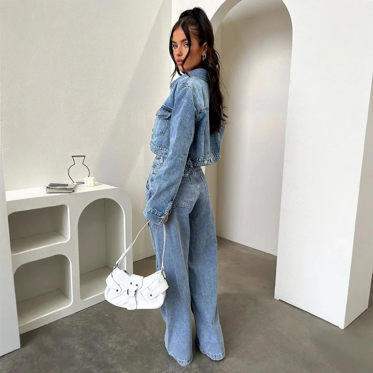 Retro Wide-Leg Denim Jeans