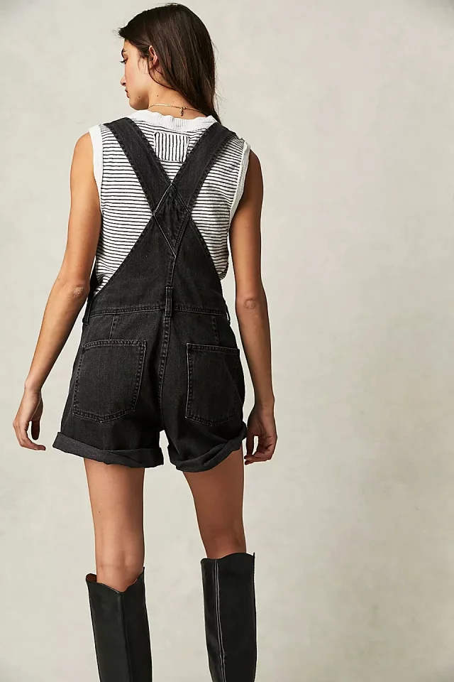 Loose Multi - Pocket Bib Jeans for Women (European & American) Detail