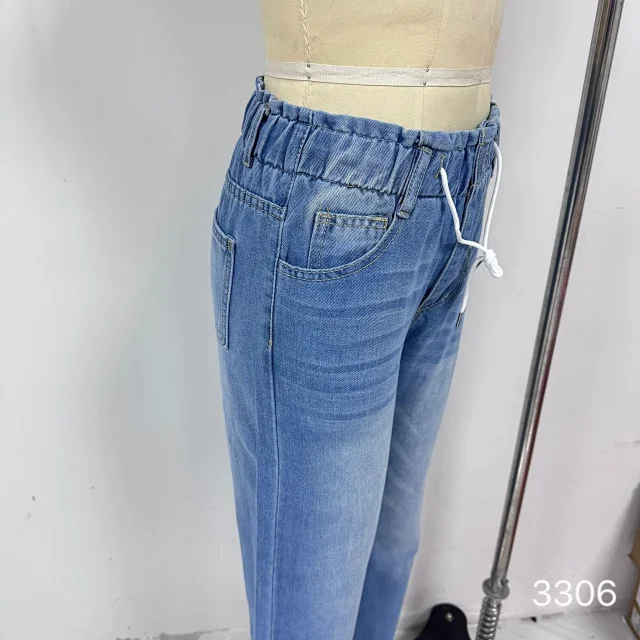 2025 Amazon Women's Wide - Leg Y2K Jeans Detail