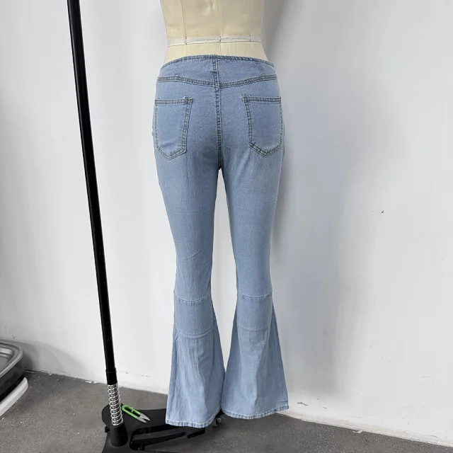 Low - rise Stretch Flare Jeans for Women Detail