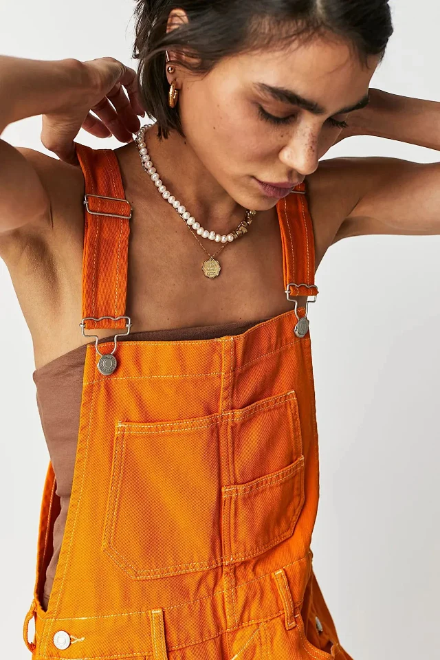 Loose Multi - Pocket Bib Jeans for Women (European & American) Detail