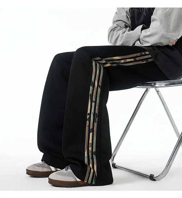 Men's Camo 3-Stripe Joggers for 2m Teens Detail