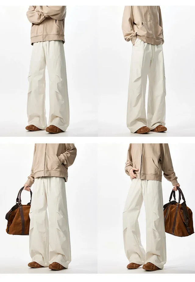 Men's Parachute Pleated Outdoor Pants Detail