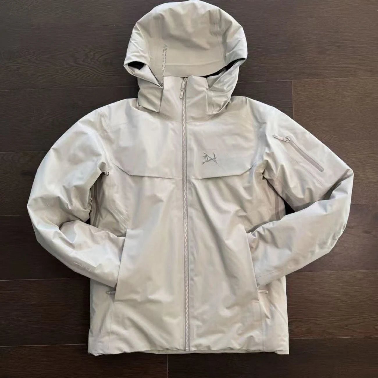 Arc'teryx Down Jacket photo 3