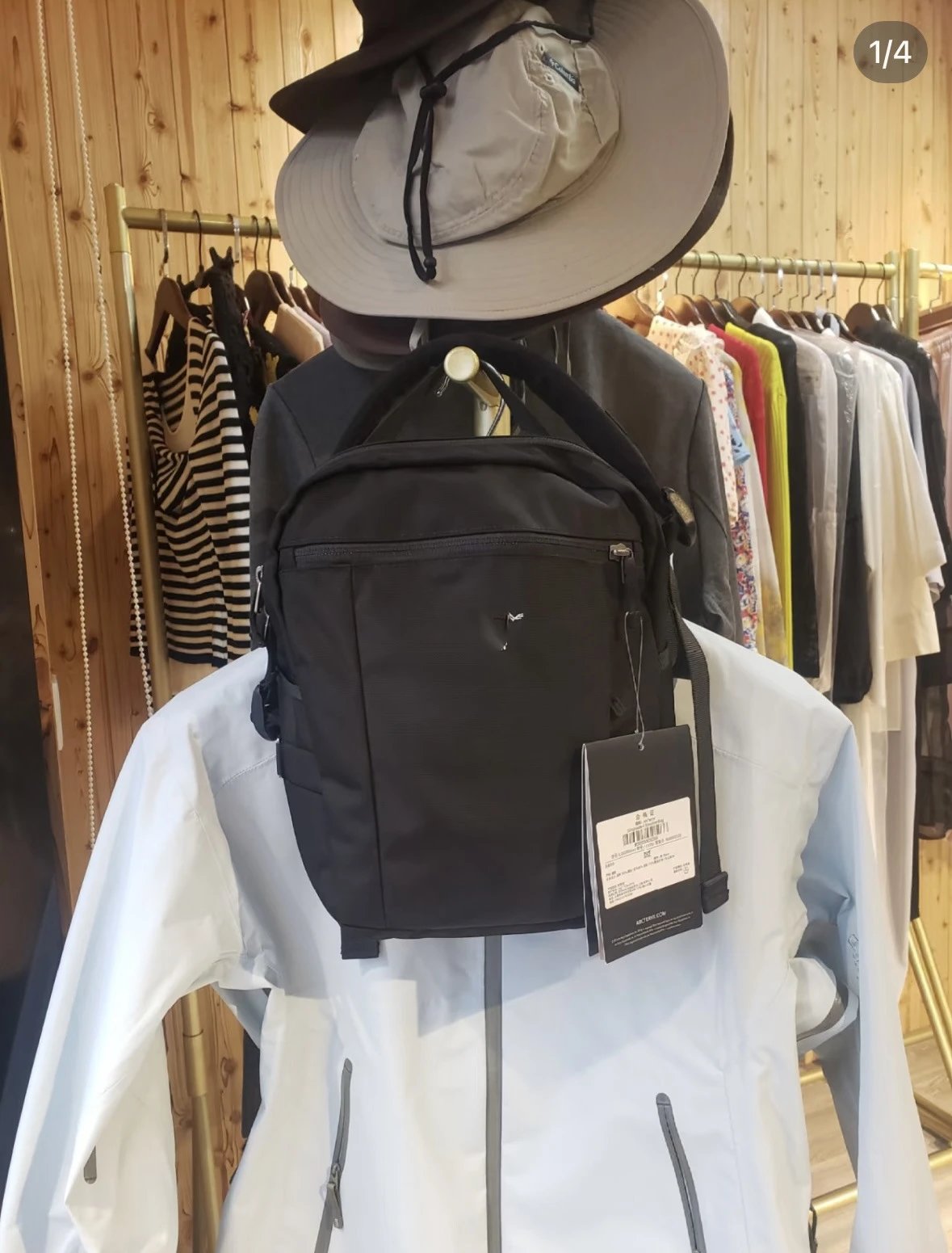 Arc'teryx Waterproof Crossbody Bag photo 4