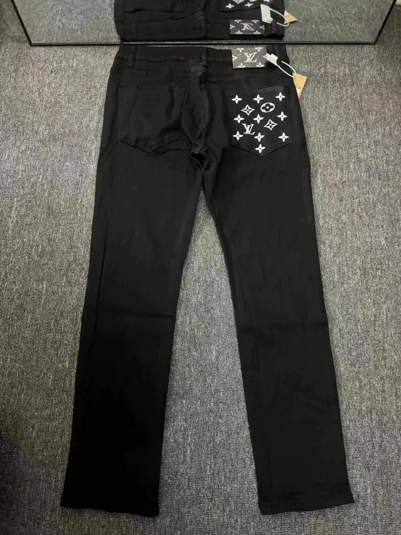 Louis Vuitton Jeans Monogram Pocket Design — 15