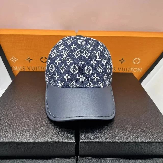 Louis Vuitton Hats Monogram Baseball Cap product detail image 5