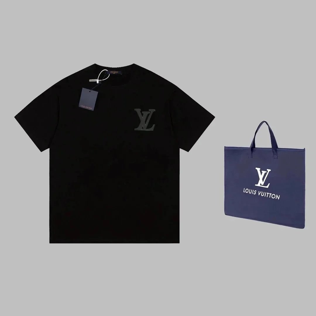 Louis Vuitton T-Shirts Short-Sleeve Logo T-Shirt — 11