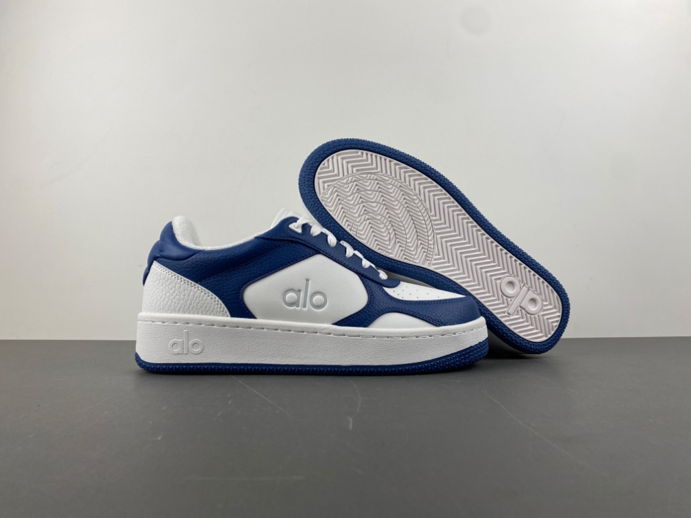 Alo Yoga Court Sneakers | 7519790407 product reference