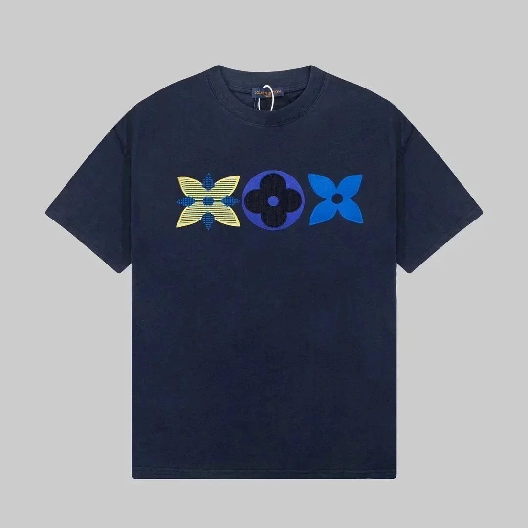 Louis Vuitton T-Shirts Monogram graphic — 10
