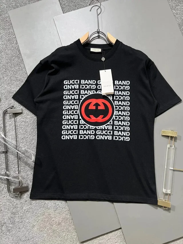 Gucci T-Shirts Logo Graphic product detail image 2