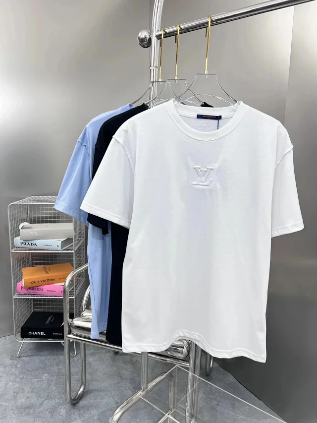Louis Vuitton T-Shirts Assorted Logo Designs product detail image 5