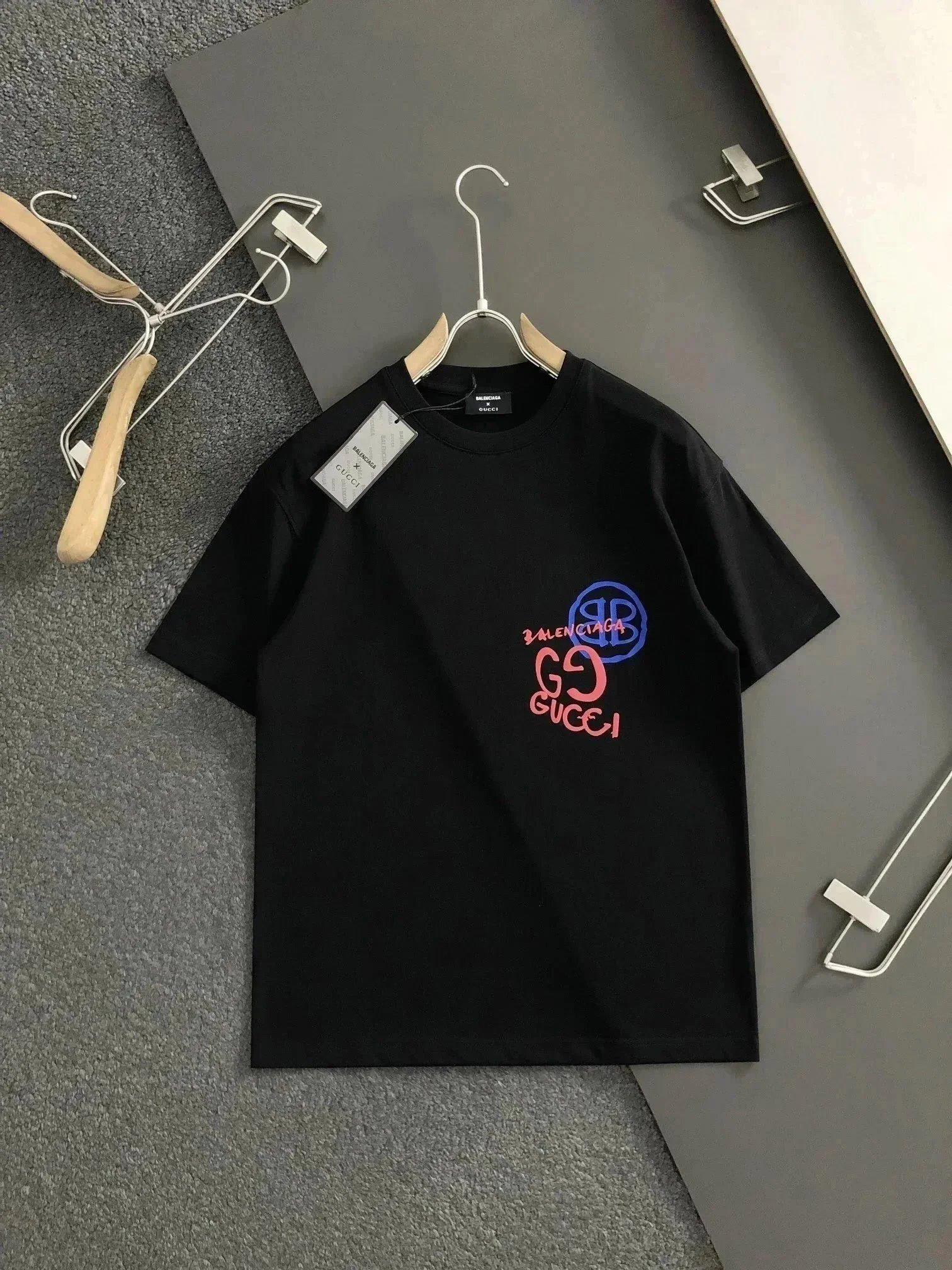 Balenciaga T-Shirts Short-Sleeve Logo Print — 39