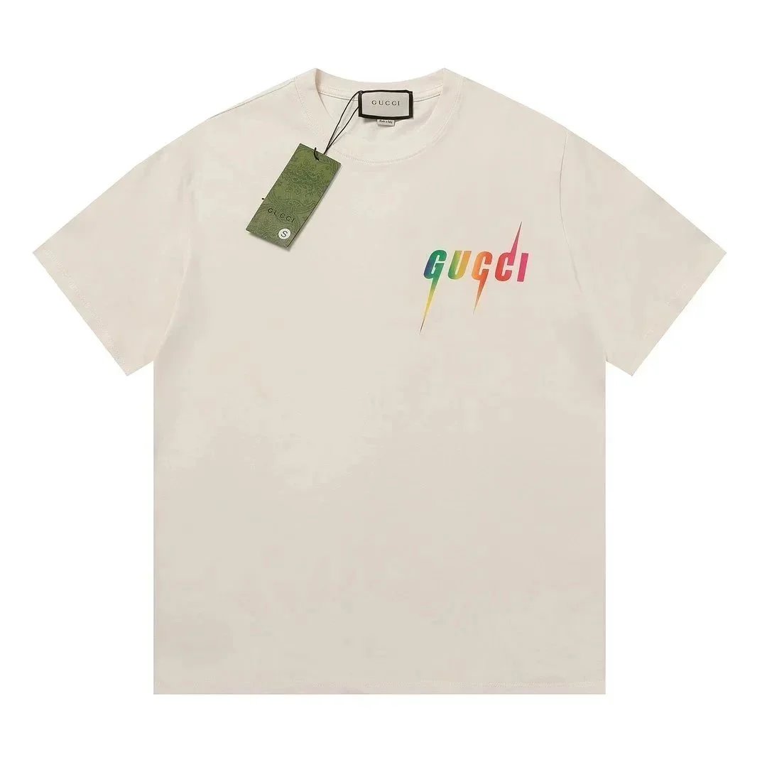 Gucci T-Shirts Short-Sleeve Logo Graphic image 9