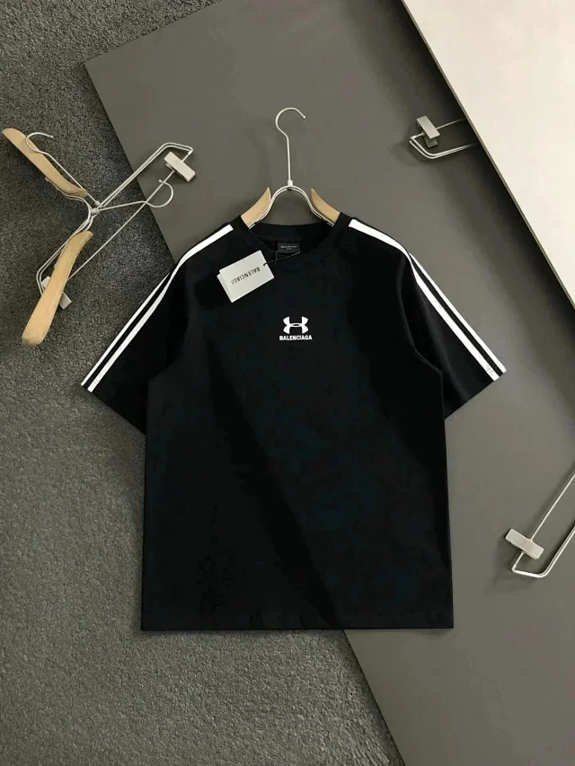 Balenciaga T-Shirts Short-Sleeve Logo Print product detail image 4