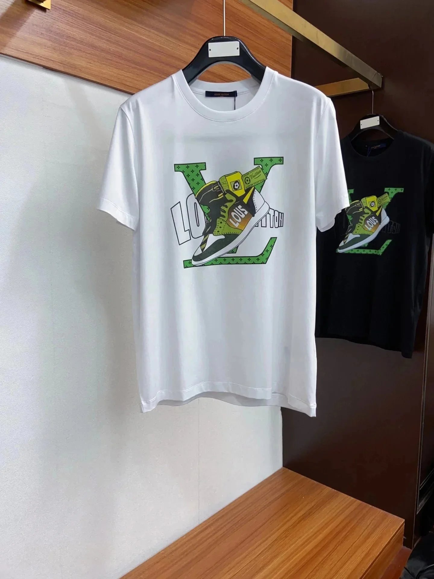 Versace T-Shirts Short-Sleeve Graphic T-Shirt image 13