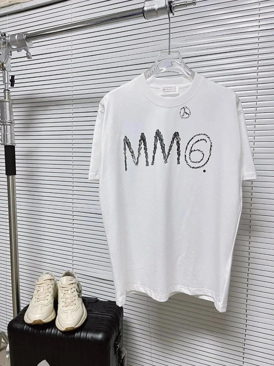 MM6 Maison Margiela T-Shirts Numbered logo print short-sleeve T-shirt image 8