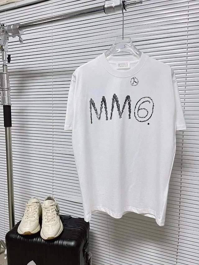 MM6 Maison Margiela T-Shirts Numbered logo print short-sleeve T-shirt product detail image 8