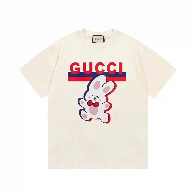 Gucci T-Shirts Short-Sleeve Logo Graphic product detail image 3