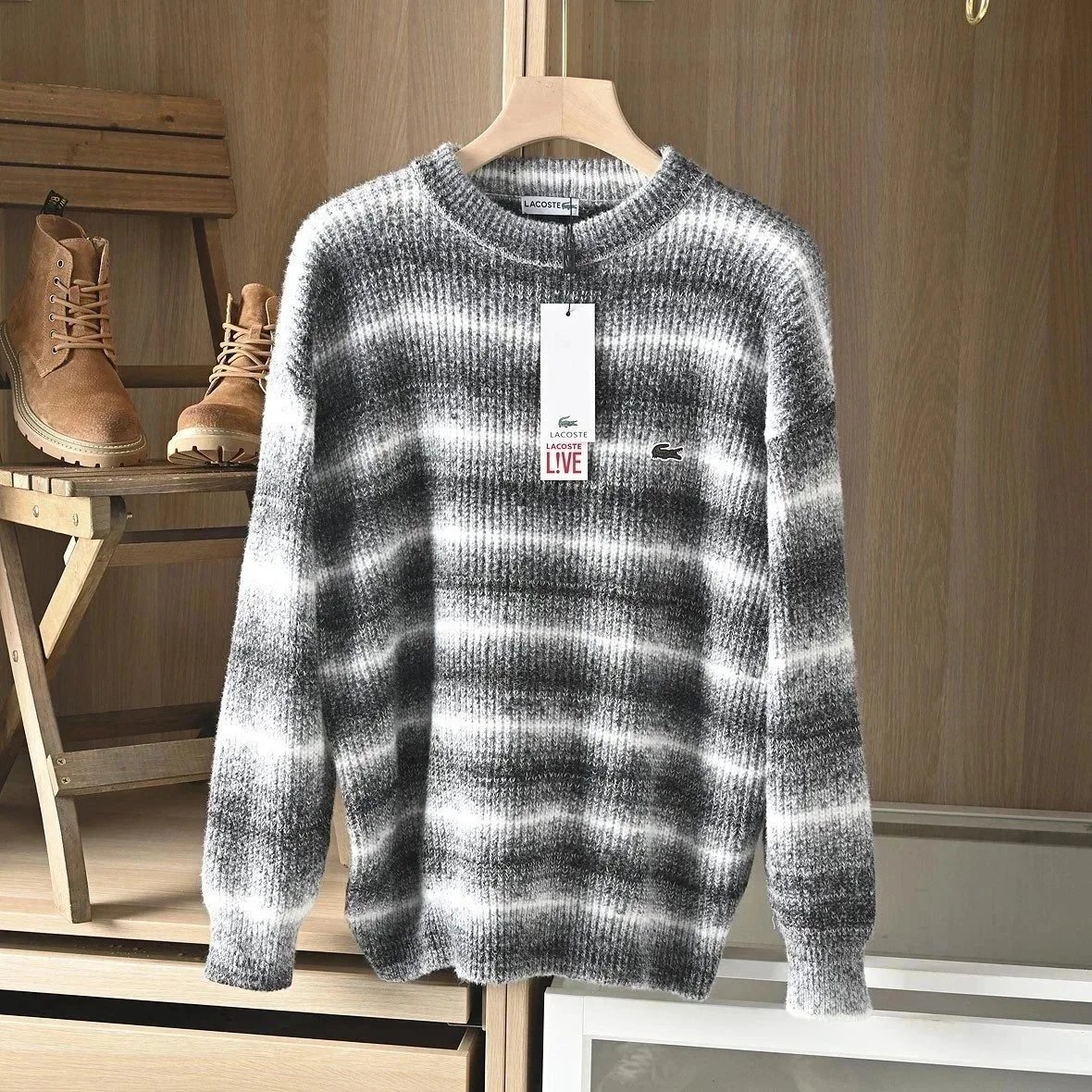 Lacoste Knitwear Crewneck crocodile-logo sweater — 29