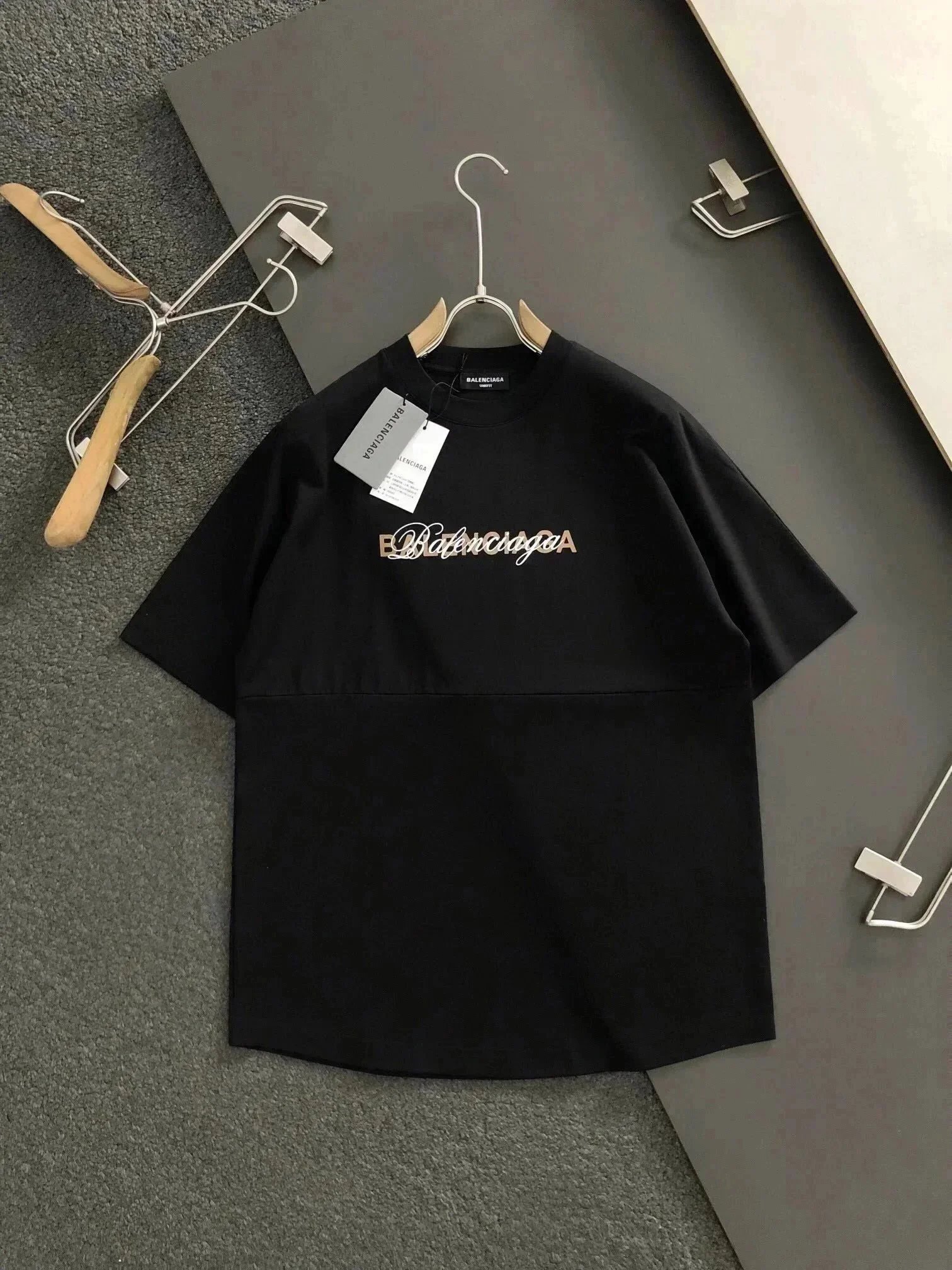 Balenciaga T-Shirts Short-Sleeve Logo Print — 17