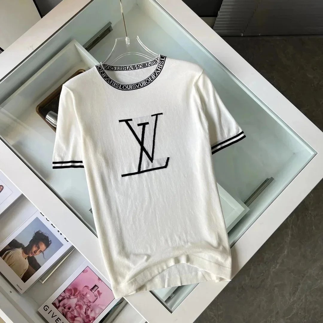 Versace T-Shirts Short-Sleeve Graphic T-Shirt image 6