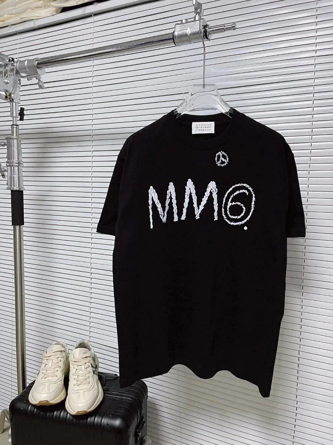 MM6 Maison Margiela T-Shirts Numbered logo print short-sleeve T-shirt image 9