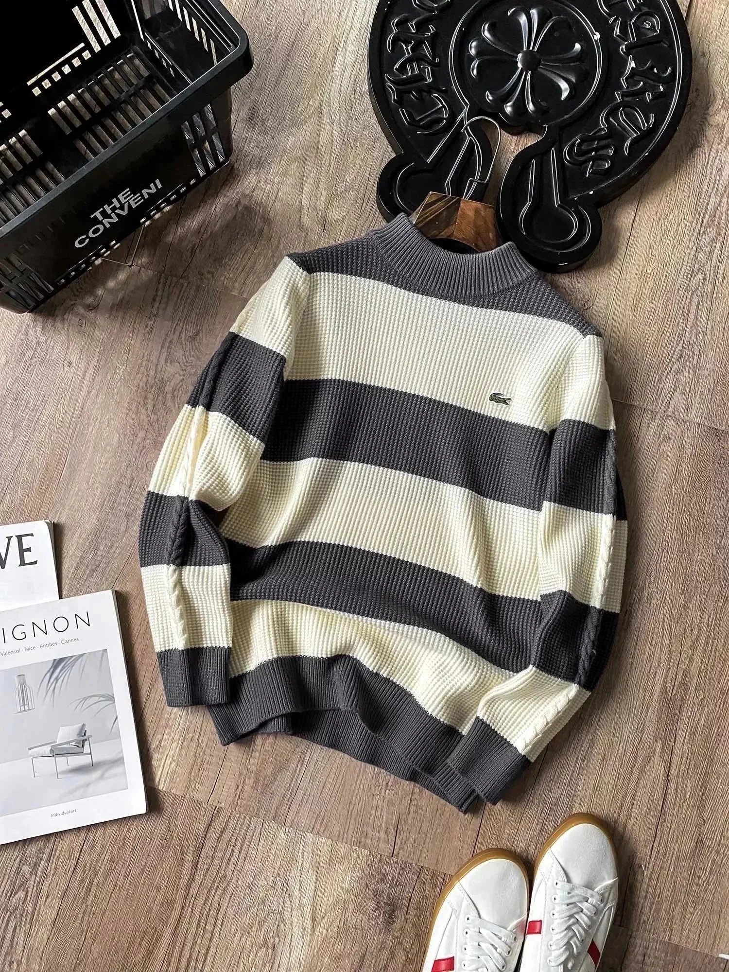 Lacoste Knitwear Crewneck crocodile-logo sweater — 36