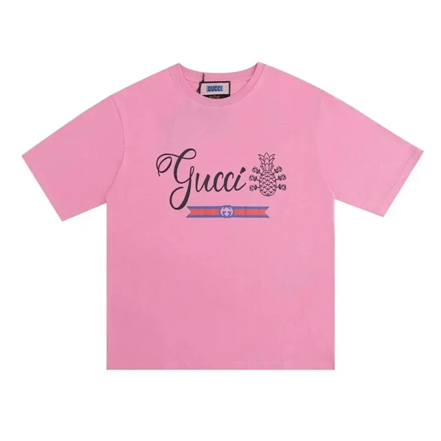 Gucci T-Shirts Short-Sleeve Logo Graphic product detail image 4