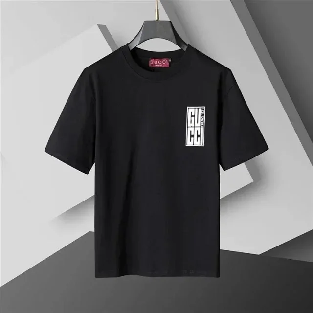 Versace T-Shirts Graphic Logo Print T-Shirt product detail image 7