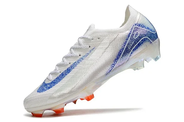 Nike Boots Low-cut studded football product detail image 11