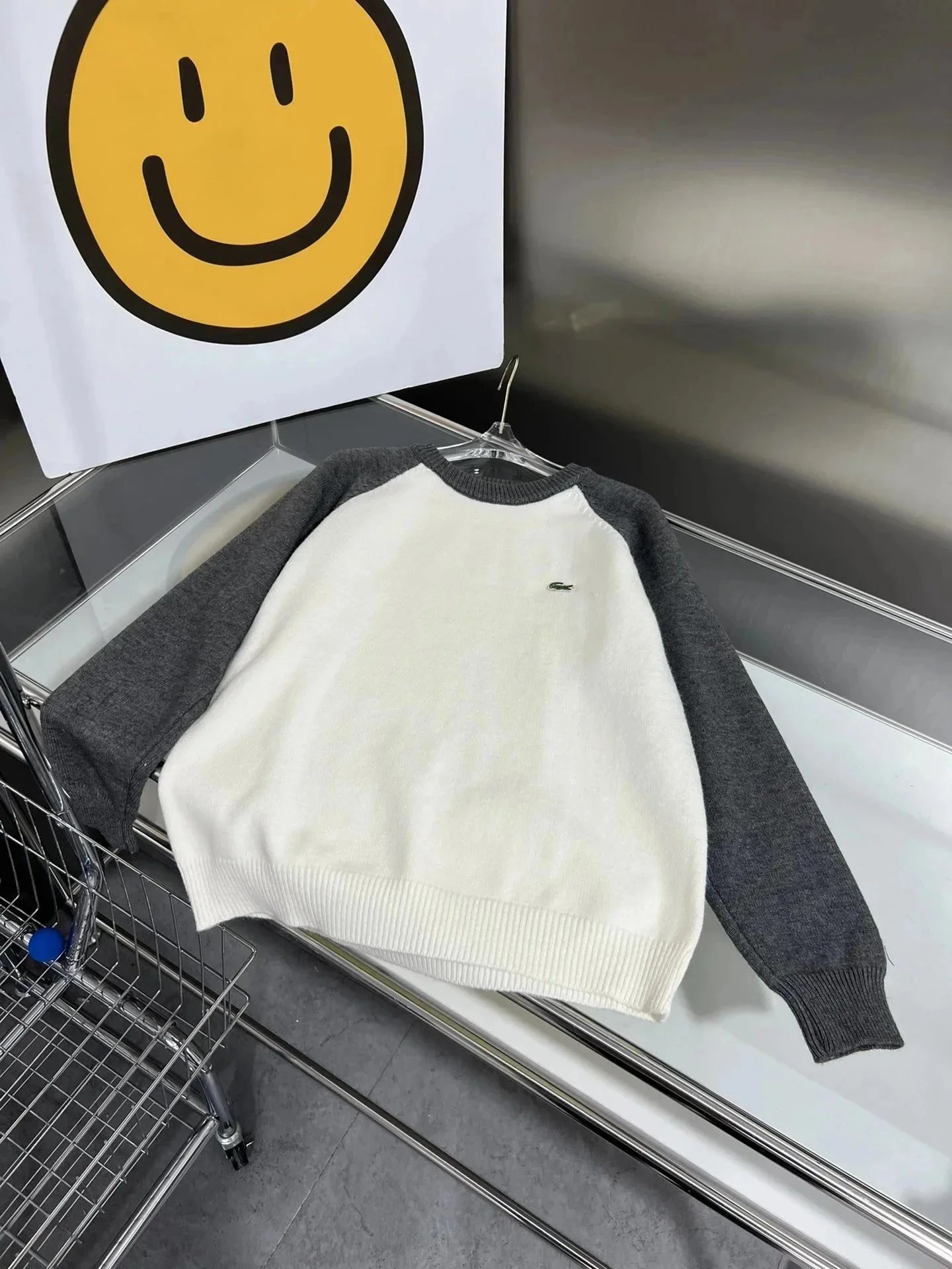 Lacoste Knitwear Crewneck crocodile-logo sweater image 14