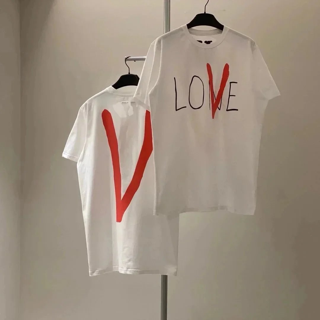 VLONE T-Shirts Short-Sleeve V Logo Graphic image 3