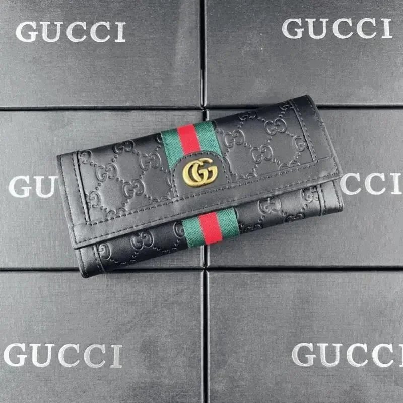 Gucci GG Supreme Wallet [39 styles]