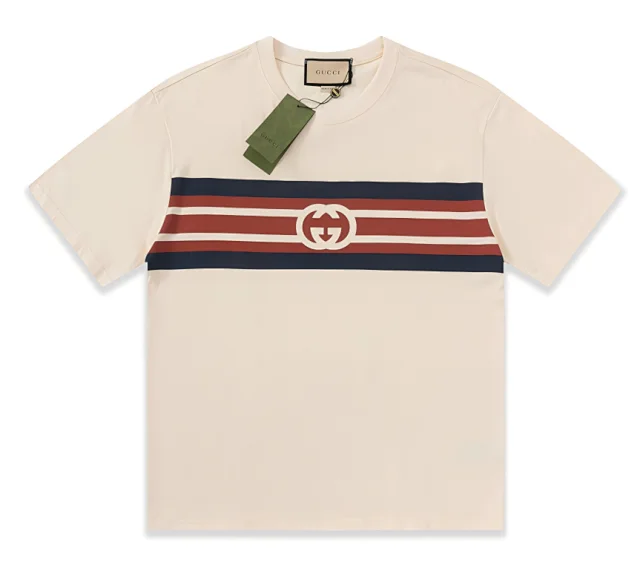Gucci T-Shirts Logo Graphic product detail image 3
