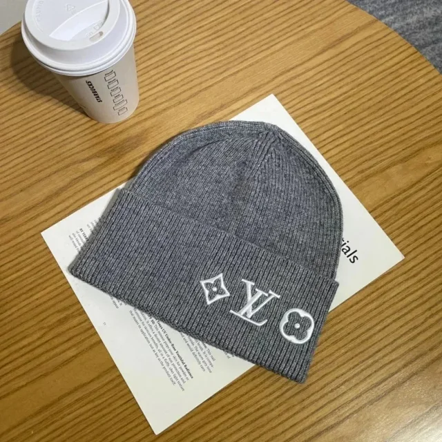 Louis Vuitton Hats Ribbed Knit Beanie with LV and Monogram Flower Embroidery product detail image 3