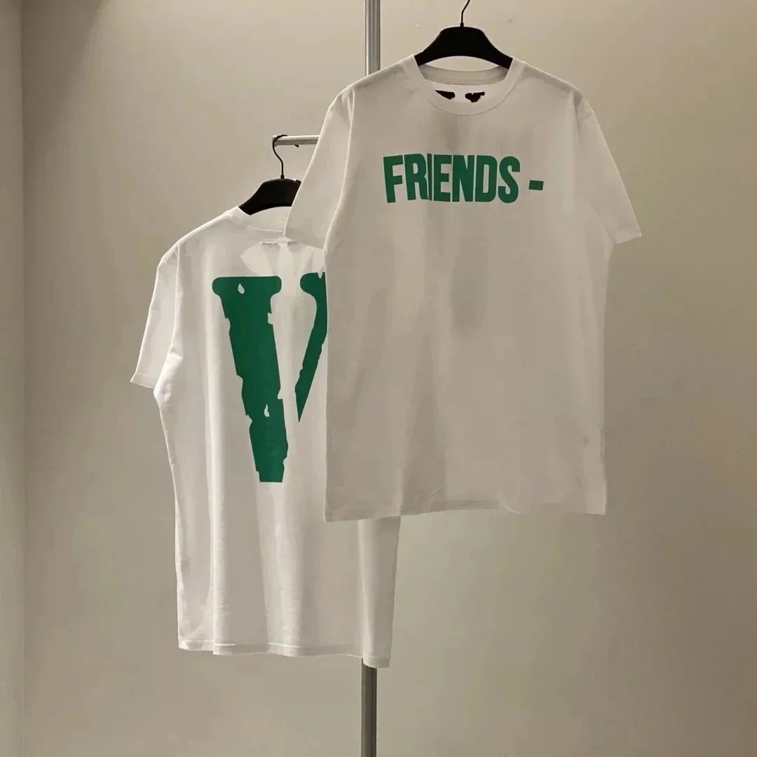 VLONE T-Shirts Short-Sleeve V Logo Graphic — 17