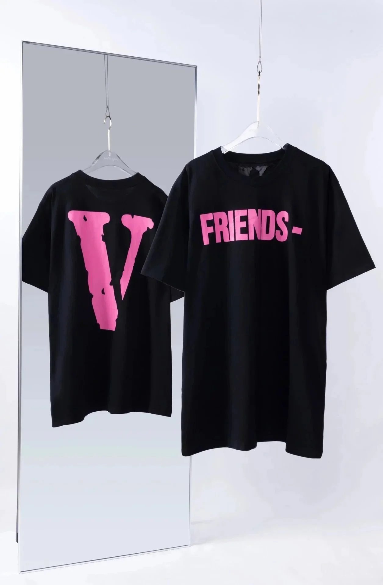 VLONE T-Shirts Short-Sleeve V Logo Graphic image 11