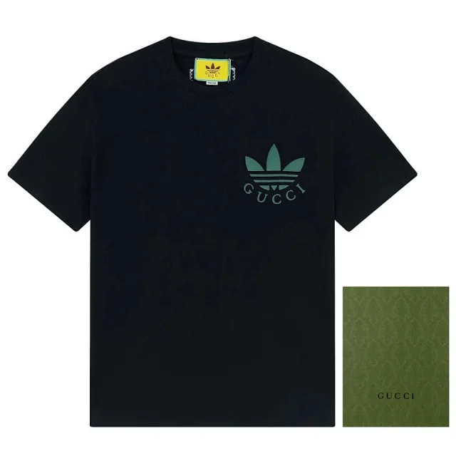 Gucci T-Shirts Short-Sleeve Graphic T-Shirt product detail image 10